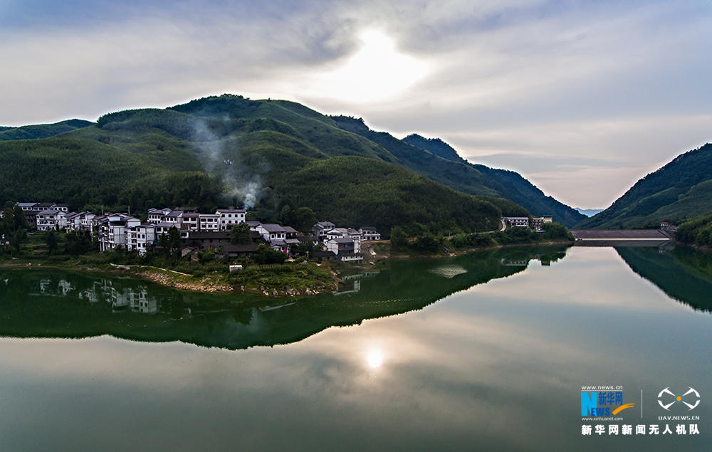 重慶梁平：無人機航拍“天池”竹豐湖 人間好風景