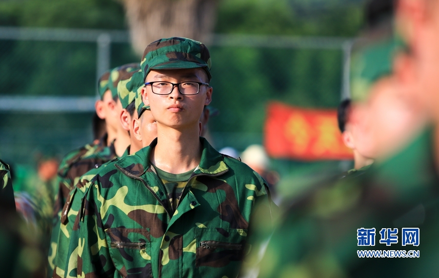 福建：【組圖】秋日軍訓忙