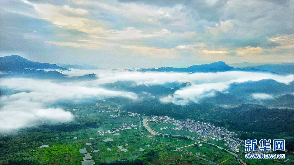 安徽宣城徽杭古道：雲蒸霧繞深鎖藏 古道難行日易斜