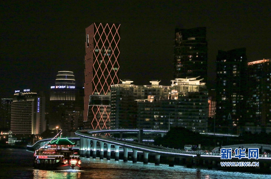 【組圖】廈門：“成功”船上博狀元 鷺江夜景醉遊人