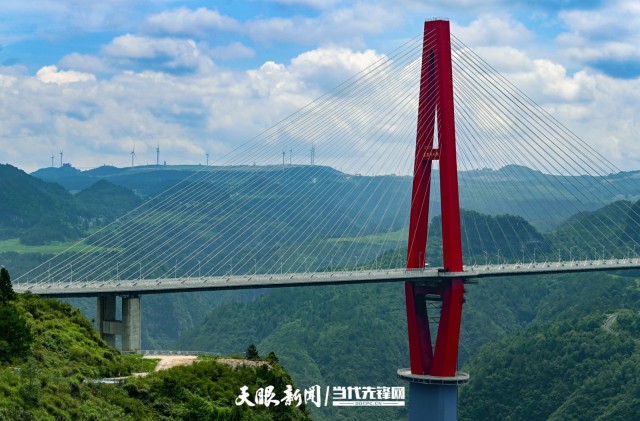 龍裏河大橋——世界首座高山峽谷景觀橋