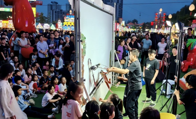 “雙節”同慶 北京大運河邊的這個非遺市集熱鬧開市_fororder_5
