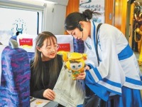 甘肅蘭州：館藏文物“上”高鐵