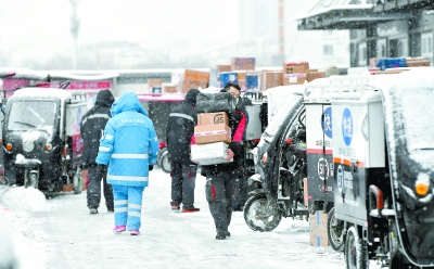 跨界“共享員工” 助餐飲業穩定就業 商超互聯網平臺發佈招募令
