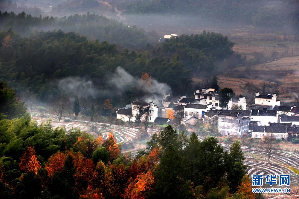 安徽塔川古村：雲霧塔川如仙境