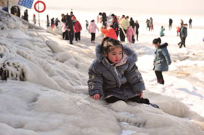 冰雪駱馬湖_fororder_d73b95b5-e3c6-4167-a3fc-337d4c3f5100.1