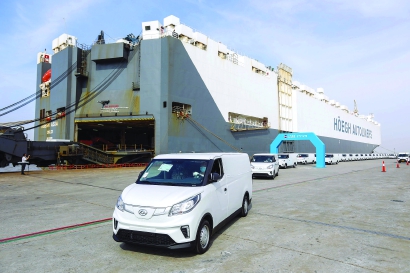 牛年首個工作日，400多輛“上海造”汽車駛往南美_fororder_30218_p35