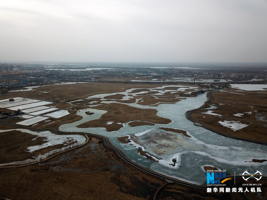 航拍張掖濕地：冰雪漸消融 碧波漾春意