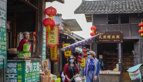 重慶萬靈古鎮引客來