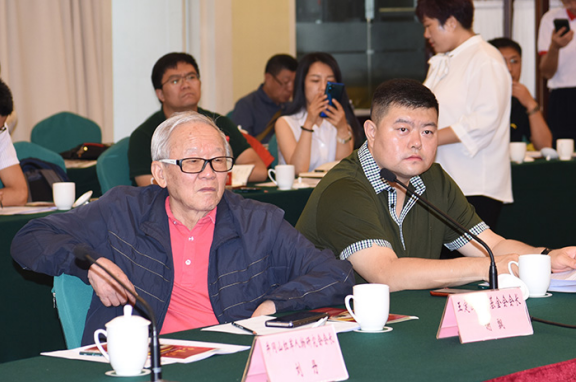 王定國扶貧基金會等講述王定國以及西路軍的故事