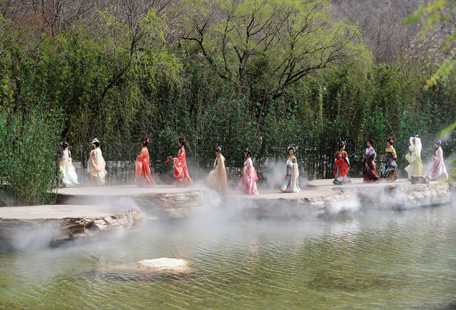 第五屆雲臺山漢服花朝節開幕