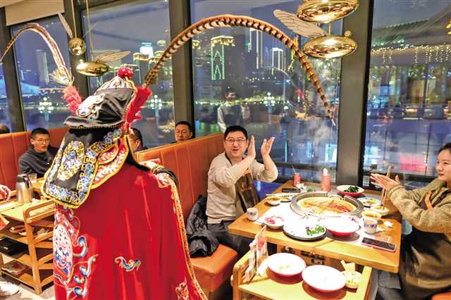 “重馬國際消費節”首秀 重慶南岸新貌驚艷亮相