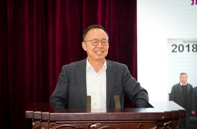 南開大學“有機新物質創造前沿科學中心”揭牌_fororder_10