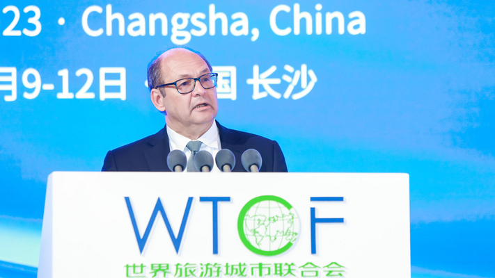 卡爾·韋伯：2022年6月開始歐洲旅遊業基本復蘇到疫情前的60%_fororder_rBABC2Rbp1CAMW8YAAAAAAAAAAA014.1920x1281