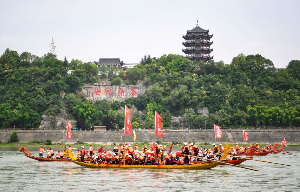 陜西安康：非遺民俗助陣龍舟競渡_fororder_202306258b30fd319374420c97b66658d18b45d1_4a19376832d73d357e3acbac1ba1099b
