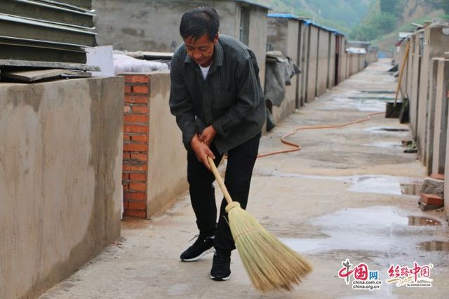 陜西神木：就業扶貧拔“窮根”