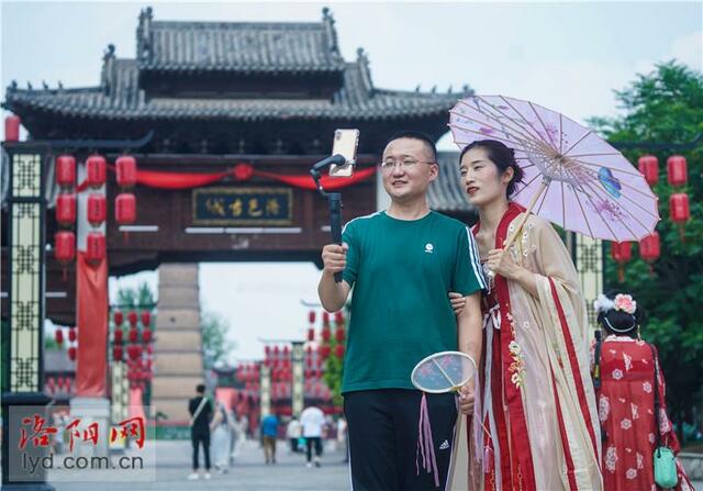 乘漢服之風 推介洛陽之美