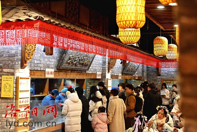 特色街區為洛城“夜經濟”添活力
