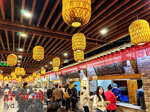 特色街區為洛城“夜經濟”添活力