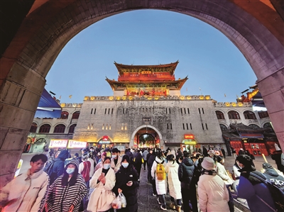 洛陽：文旅出圈 火樹銀花不夜天