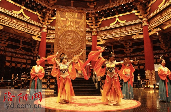 沉浸式看展、穿越式夜遊……洛陽熱門景區多項活動迎“五一”