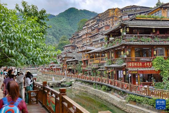 貴州：西江千戶苗寨迎來暑期旅遊旺季