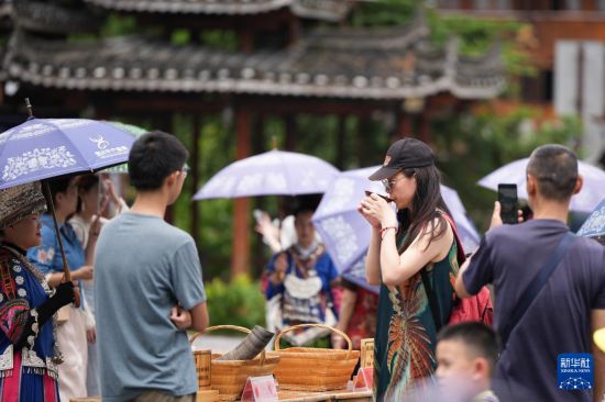 貴州：西江千戶苗寨迎來暑期旅遊旺季