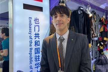 【炫彩世界】多國參展代表：“炫彩世界”搭建了文化交流的國際平臺