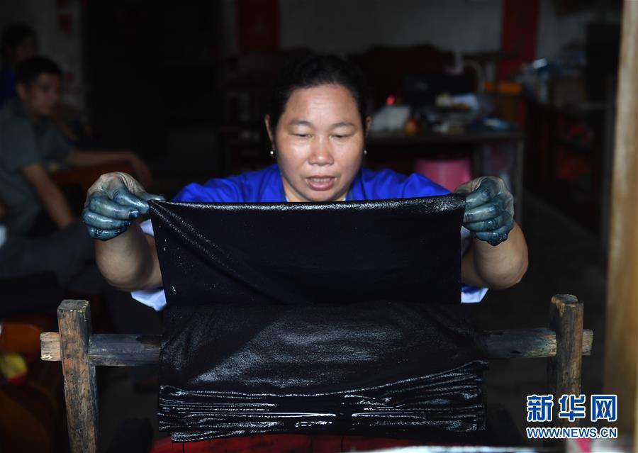 廣西柳州侗鄉探秘：亮布侗衣讓人迷