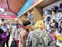 百萬外國遊客在張家界武陵源“慢下來”