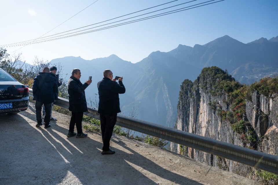 重慶巫溪：蘭英大峽谷初冬美景引客來