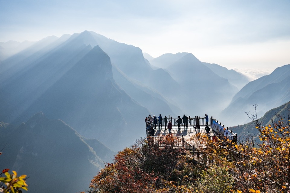 重慶巫溪：蘭英大峽谷初冬美景引客來