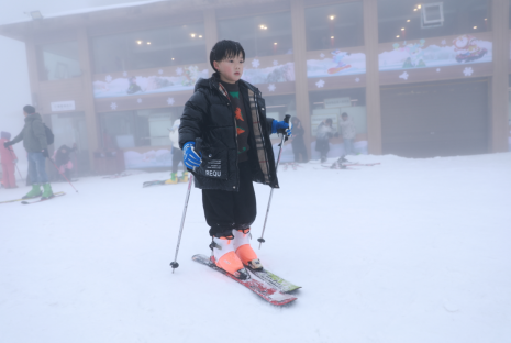 打卡重慶冰天雪地｜南川金佛山：“冰雪+”激發旅遊消費活力