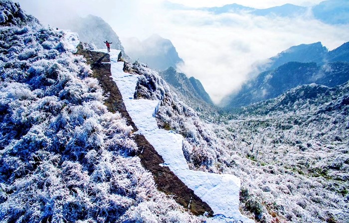 重慶秀山川河蓋景區雪後展美景