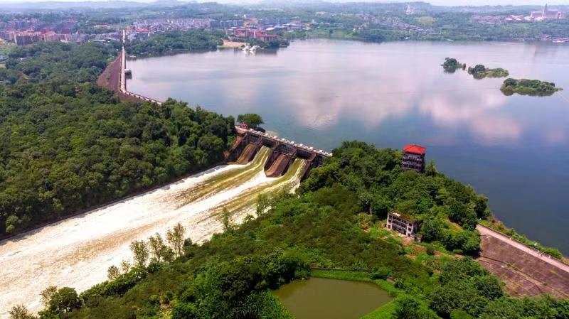 重慶獅子灘梯級水電站樞紐：一座活的水電工業遺産博物館