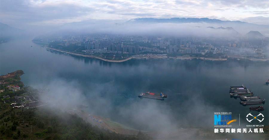 【城市遠洋】【“飛閱”中國】又是一年初夏時 又是一年巫山雲雨