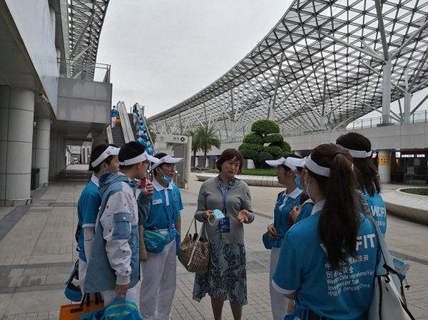 【原創】重慶工商大學外國語學院學子服務西洽會_fororder_圖片2