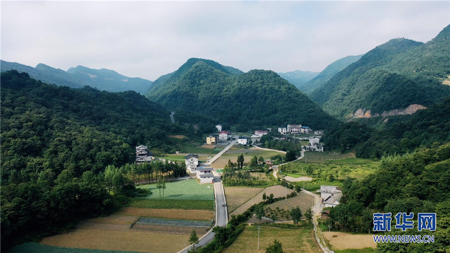 重慶：俯瞰玉帶繞青山 三峽之巔的詩和遠方