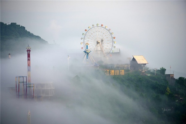 【城市遠洋】重慶涪陵現平流霧景觀 雲霧繚繞似仙境_fororder_3