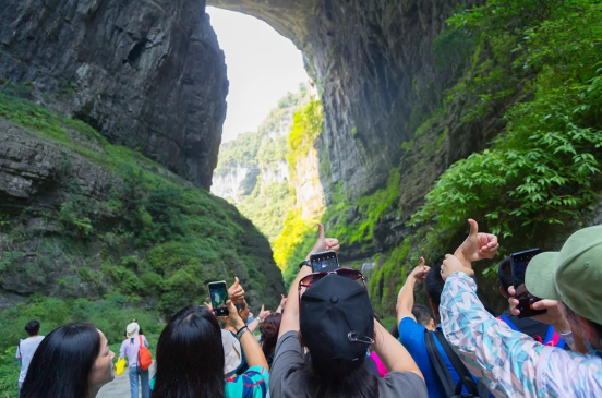 【原創】重慶武隆：“國慶旅遊+商貿流通業”成績單出爐_fororder_微信圖片_20211011100830