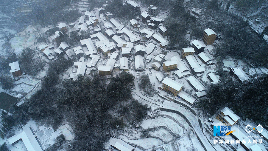 【城市遠洋帶圖】重慶酉陽：雪映古梯田 南國村落美