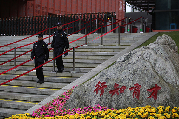 【原創】重慶市九龍坡區交巡警發佈重點學校周邊道路交通提醒_fororder_圖片1