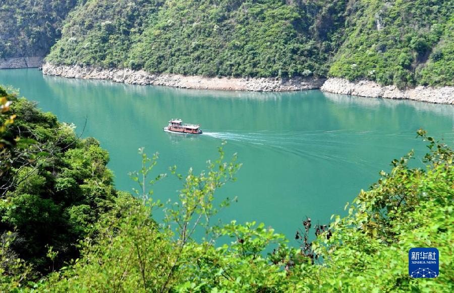 【城市遠洋帶圖】重慶巫山：一江碧水 兩岸青山