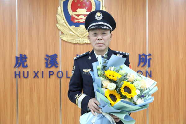 【原創】重慶高新區老警蘭雲：腳踏實地 為人民服務_fororder_圖片17(1)