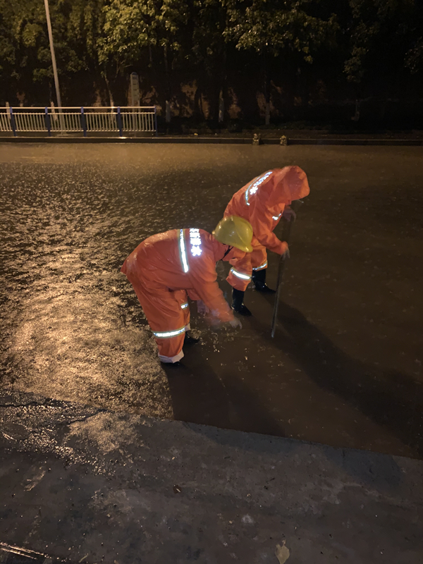 【原創】重慶發佈山洪災害、江河洪水和城市內澇黃色預警 各部門多措並舉全力應對_fororder_圖片1