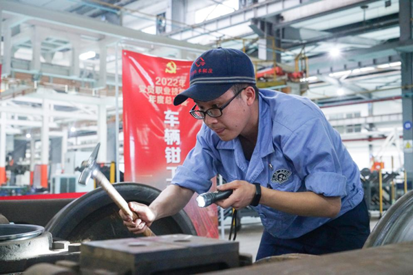 重慶西車輛段首屆黨員職業技能競賽年度總決賽舉行_fororder_圖片3