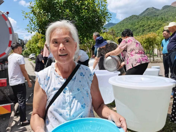 【原創】高溫致全市51條河流斷流 24座水庫乾涸 重慶正全力抗旱保供水_fororder_圖片3(1)