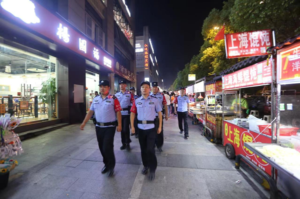 重慶涪陵警方開展夏夜治安巡查宣防第三次集中清查行動_fororder_圖片2