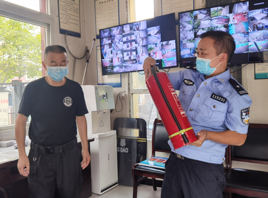 【原創】夏季治安打擊整治“百日行動”|護航開學季 重慶九龍坡警方為學子們撐起“安全傘”_fororder_微信圖片_20220831163103