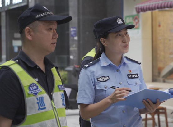 【原創】重慶渝北黃泥塝派出所民警郝少娜：織牢警民“信任網” 當好糾紛“滅火員”_fororder_微信圖片_20221013143103